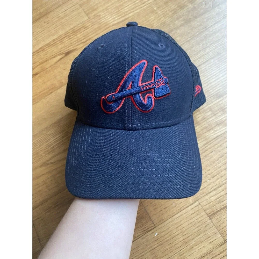 New Era Navy/Red Atlanta Braves 2023 On-Field Low Pro Batting Practice Hat Youth